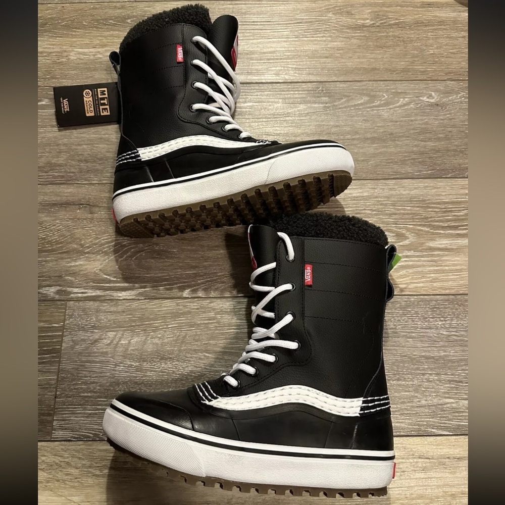 Vans snow boots
